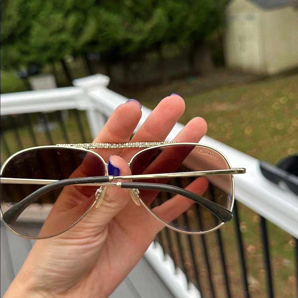 Chanel Gold Tone/ Brown Gradient 4231 Aviator Sunglasses - Picture 16 of 16